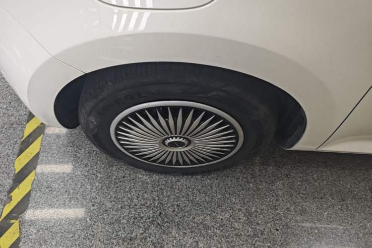 Used CHANGAN NEVO Lumin 2023 205km Xiangqin Version Left Front Wheel Hub