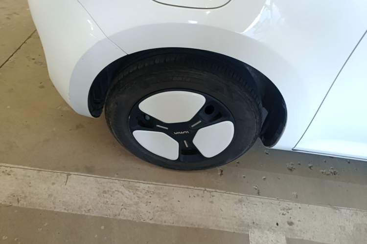 Used CHANGAN NEVO Lumin 2023 205km Xiangqin Version Left Front Wheel Hub