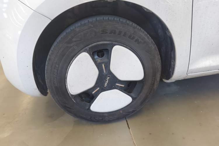 Used CHANGAN NEVO Lumin 2023 205km Xiangqin Version Left Front Wheel Hub