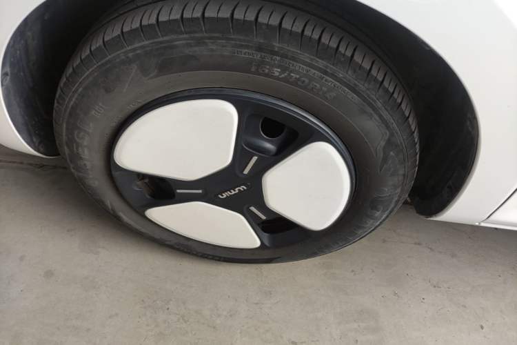 Used CHANGAN NEVO Lumin 2023 301km Honey Dew Edition Left Front Wheel Hub