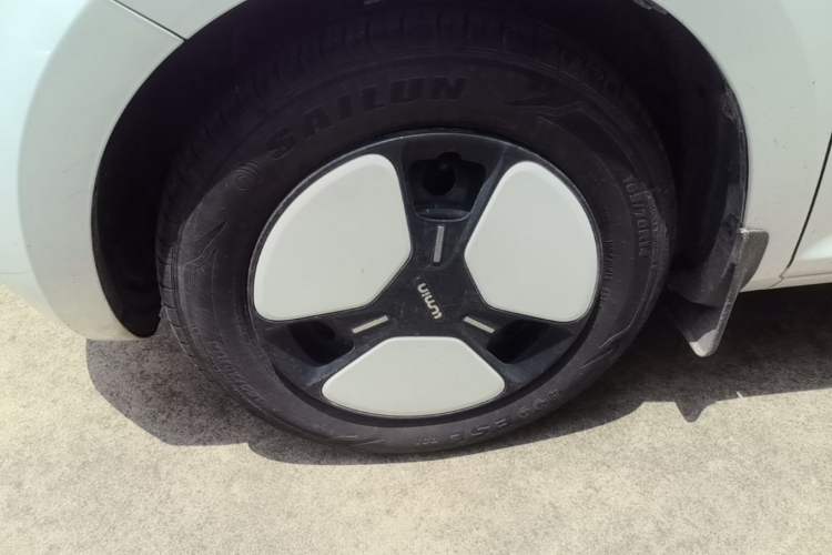 Used CHANGAN NEVO Lumin 2023 301km Honey Dew Edition Left Front Wheel Hub