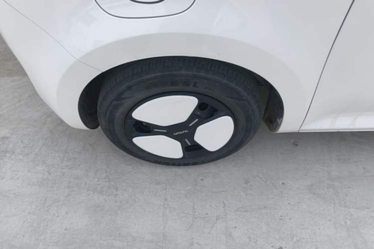 Used CHANGAN NEVO Lumin 2023 205km Xiangqin Version Left Front Wheel Hub