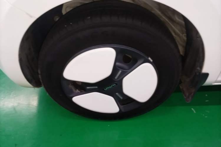 Used CHANGAN NEVO Lumin 2023 205km Xiangqin Version Left Front Wheel Hub