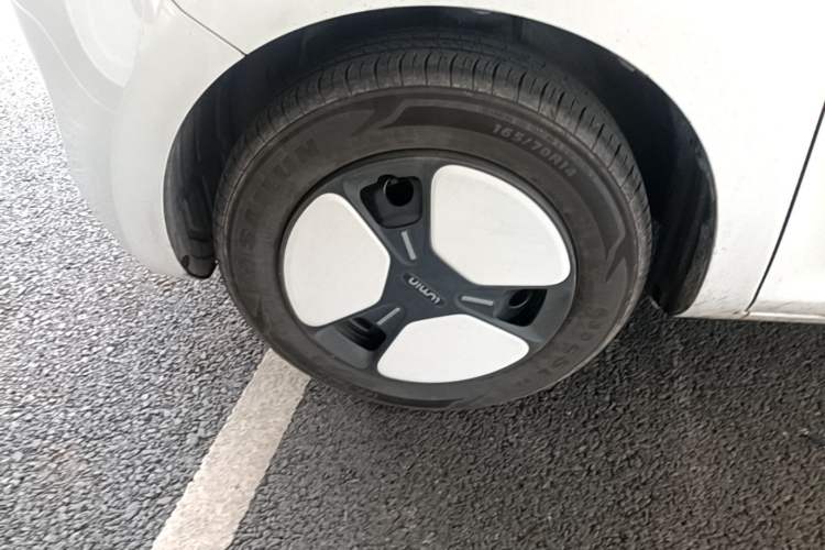 Used CHANGAN NEVO Lumin 2023 205km Xiangqin Version Left Front Wheel Hub