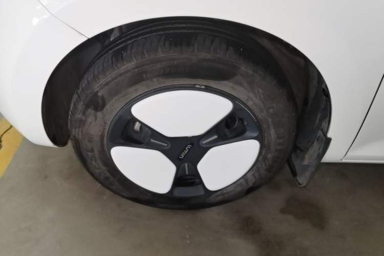 Used CHANGAN NEVO Lumin 2023 205km Xiangqin Version Left Front Wheel Hub