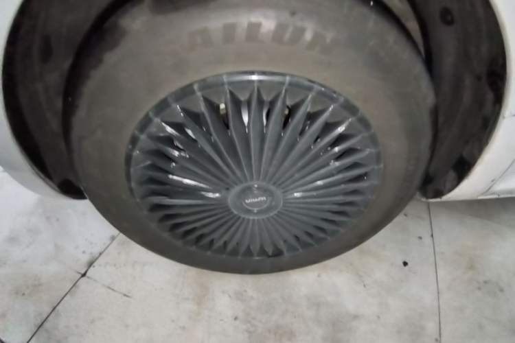 Used CHANGAN NEVO Lumin 2023 205km Xiangqin Version Left Front Wheel Hub