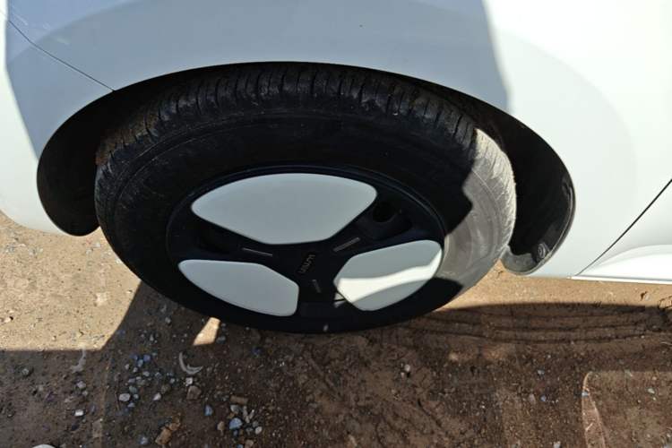 Used CHANGAN NEVO Lumin 2023 205km Xiangqin Version Left Front Wheel Hub