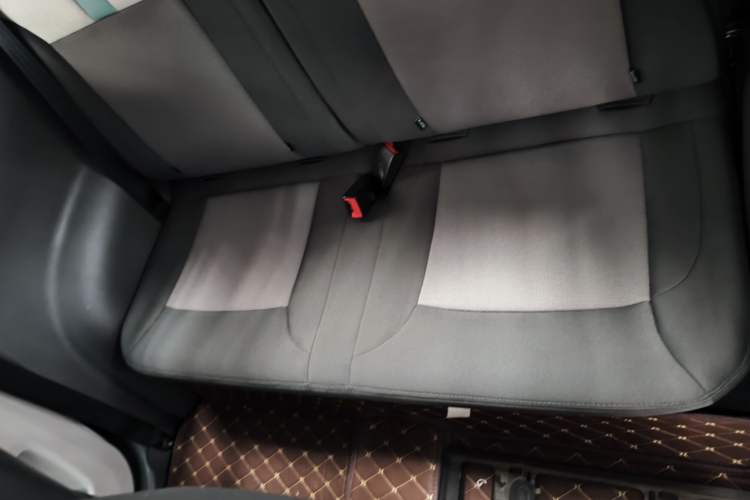 Used CHANGAN NEVO Lumin 2023 301km Honey Dew Edition Left Rear Seat