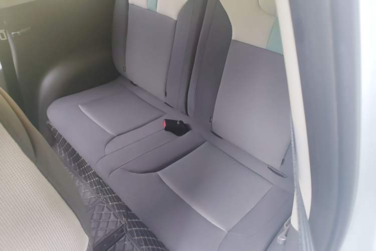 Used CHANGAN NEVO Lumin 2023 301km Honey Dew Edition Left Rear Seat