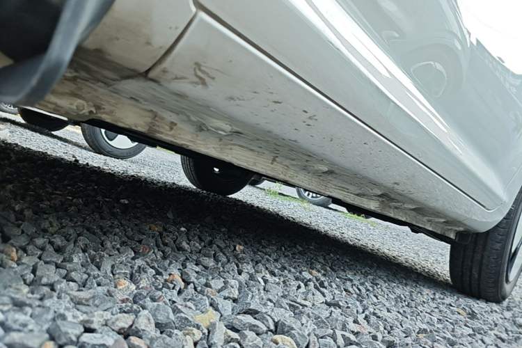 Used CHANGAN NEVO Lumin 2023 205km Xiangqin Version Left Side Sill
