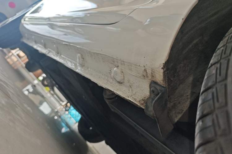 Used CHANGAN NEVO Lumin 2023 205km Xiangqin Version Left Side Sill
