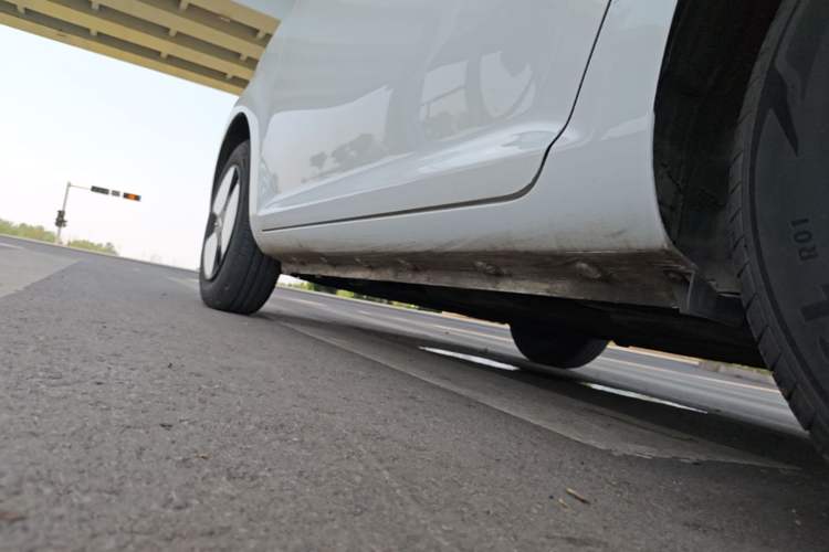 Used CHANGAN NEVO Lumin 2023 205km Xiangqin Version Left Side Sill