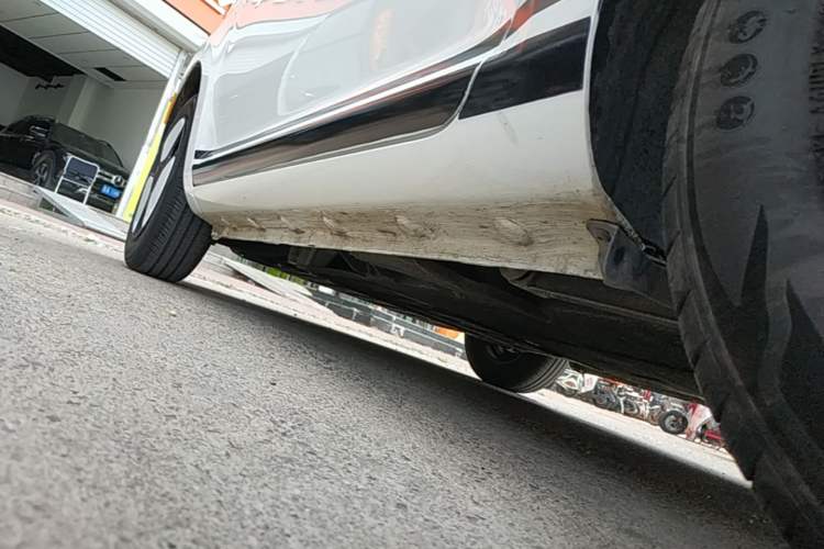 Used CHANGAN NEVO Lumin 2023 205km Xiangqin Version Left Side Sill