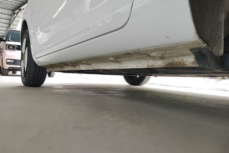 Used CHANGAN NEVO Lumin 2023 205km Xiangqin Version Left Side Sill