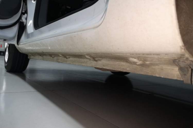 Used CHANGAN NEVO Lumin 2023 301km Honey Dew Edition Left Side Sill