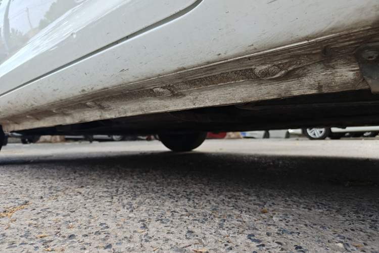 Used CHANGAN NEVO Lumin 2023 205km Xiangqin Version Left Side Sill
