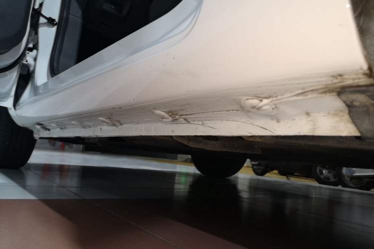 Used CHANGAN NEVO Lumin 2023 205km Xiangqin Version Left Side Sill