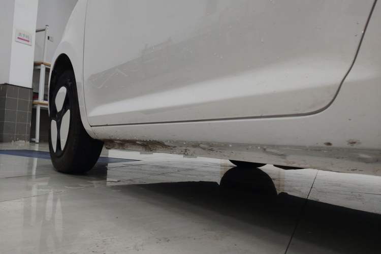 Used CHANGAN NEVO Lumin 2023 205km Xiangqin Version Left Side Sill