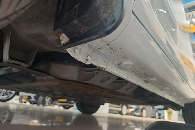 Used CHANGAN NEVO Lumin 2023 301km Honey Dew Edition Left Side Sill