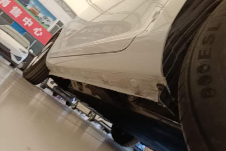 Used CHANGAN NEVO Lumin 2023 301km Honey Dew Edition Left Side Sill
