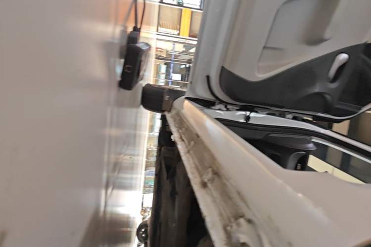 Used CHANGAN NEVO Lumin 2023 205km Xiangqin Version Left Side Sill