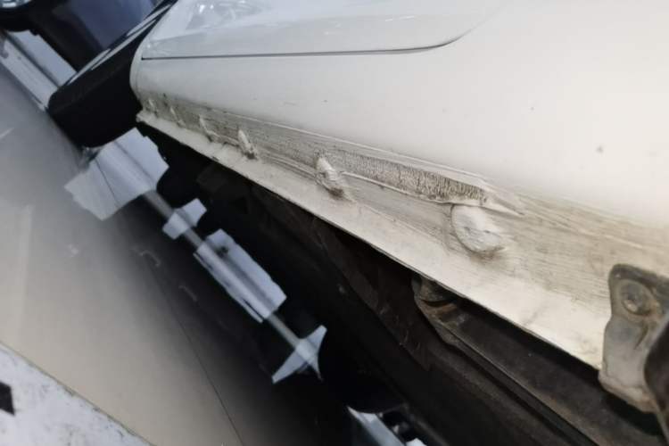 Used CHANGAN NEVO Lumin 2023 205km Xiangqin Version Left Side Sill