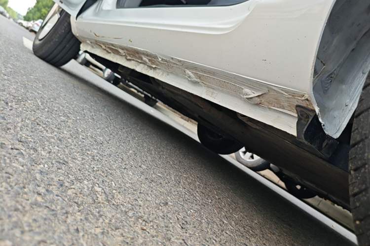 Used CHANGAN NEVO Lumin 2023 205km Xiangqin Version Left Side Sill