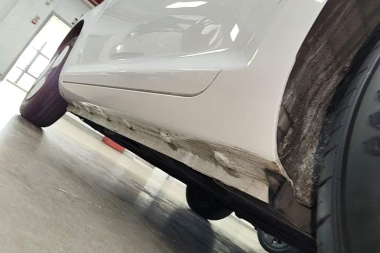 Used CHANGAN NEVO Lumin 2023 205km Xiangqin Version Left Side Sill