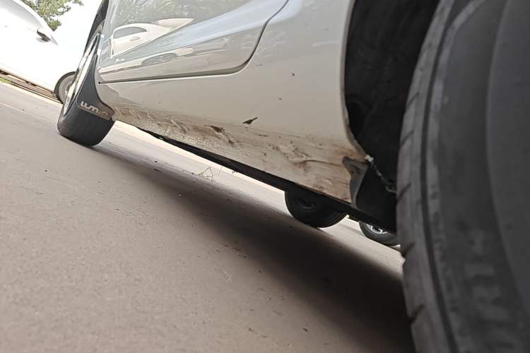 Used CHANGAN NEVO Lumin 2023 205km Xiangqin Version Left Side Sill