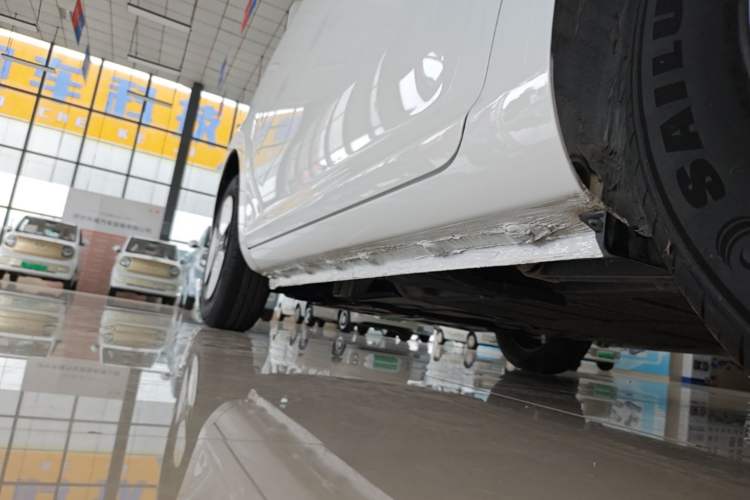 Used CHANGAN NEVO Lumin 2023 205km Xiangqin Version Left Side Sill