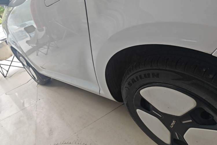 Used CHANGAN NEVO Lumin 2023 205km Xiangqin Version Left Side Sill