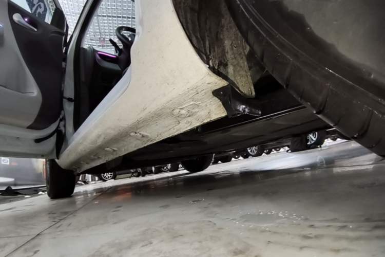 Used CHANGAN NEVO Lumin 2023 205km Xiangqin Version Left Side Sill