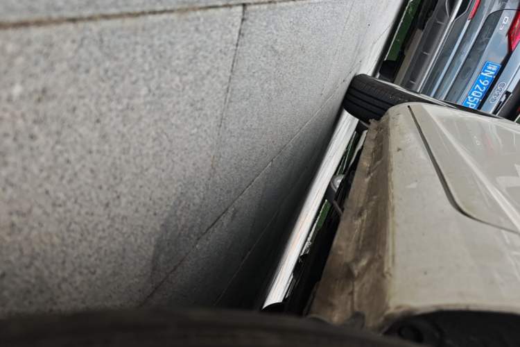 Used CHANGAN NEVO Lumin 2023 205km Xiangqin Version Left Side Sill