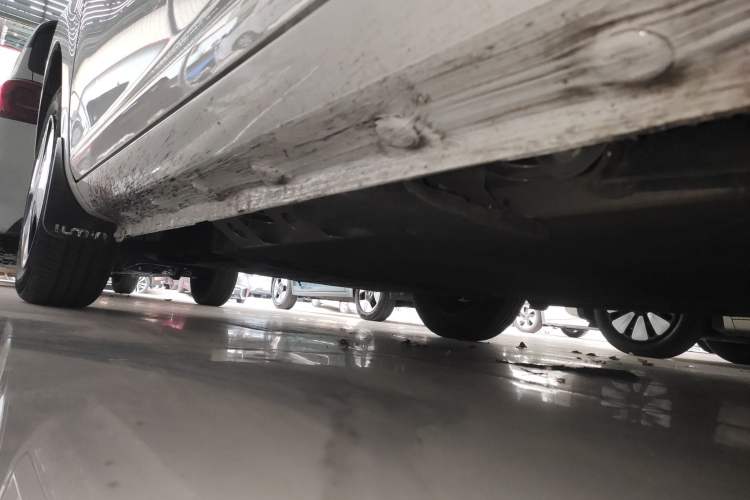 Used CHANGAN NEVO Lumin 2023 301km Honey Dew Edition Left Side Sill