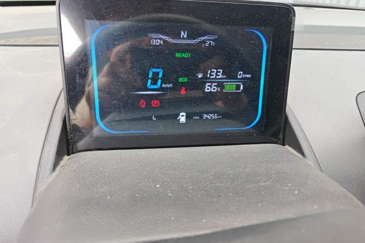 Used CHANGAN NEVO Lumin 2023 205km Xiangqin Version Odometer Close Up
