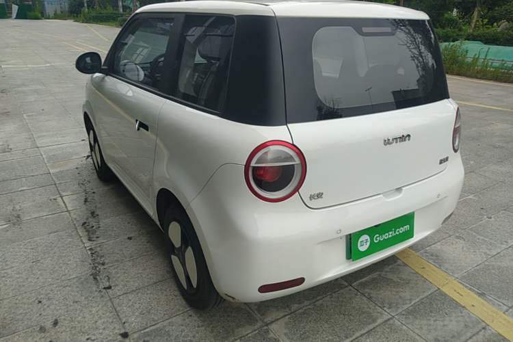 Used CHANGAN NEVO Lumin 2023 301km Honey Dew Edition Rear Left 45 Deg