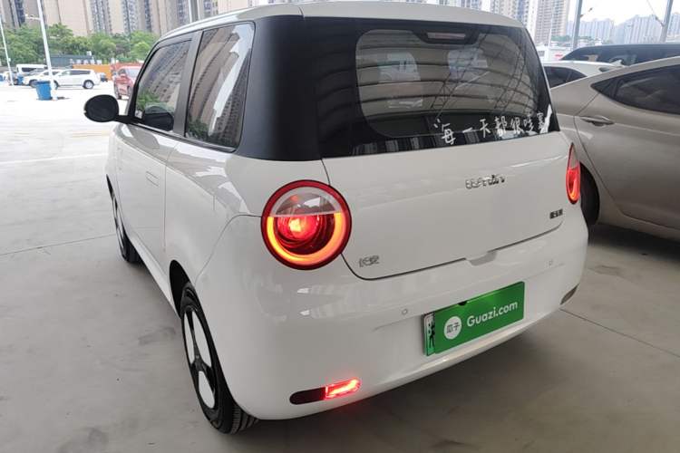 Used CHANGAN NEVO Lumin 2023 205km Xiangqin Version Rear Left 45 Deg