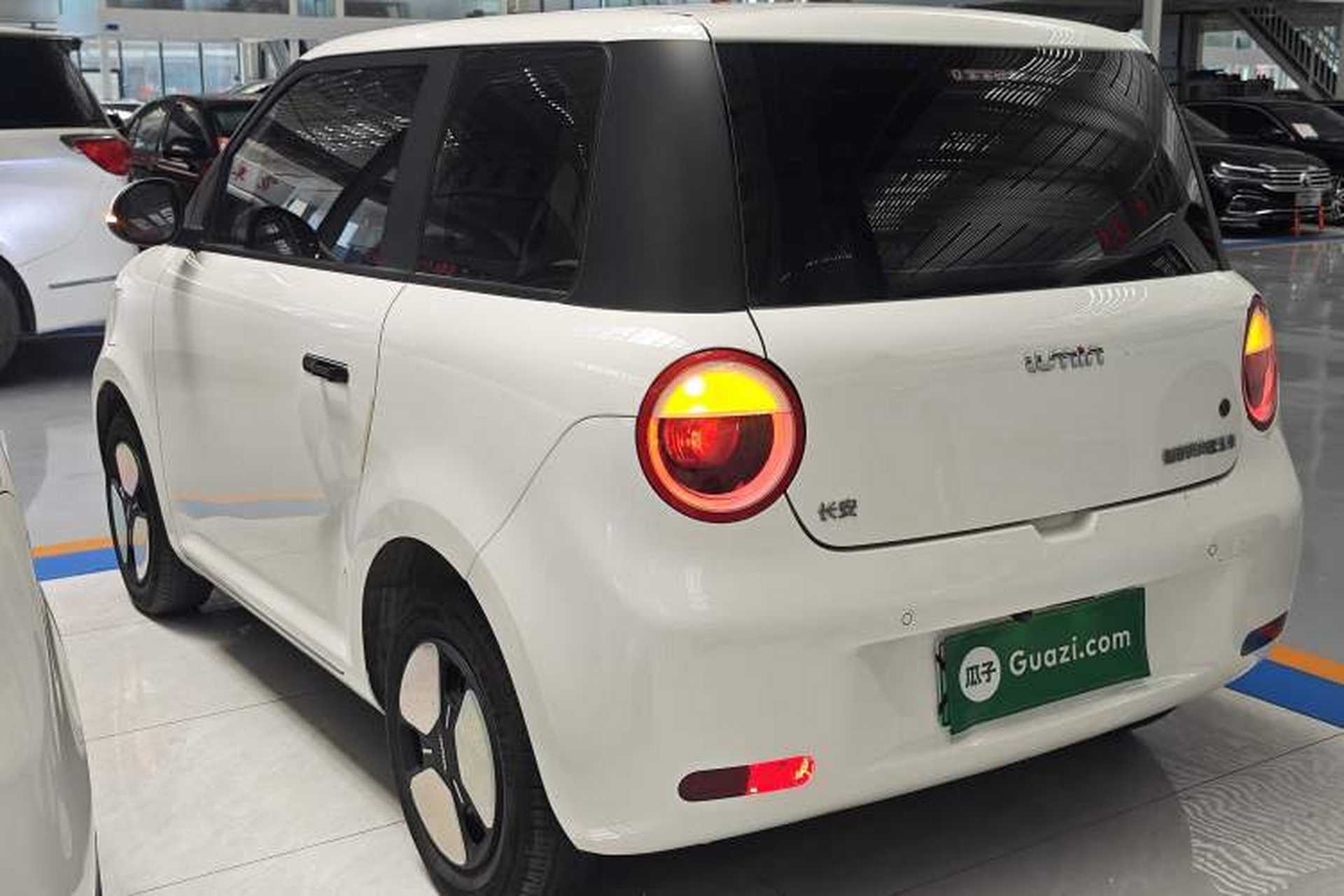 Used CHANGAN NEVO Lumin 2023 301km Honey Dew Edition Rear Left 45 Deg