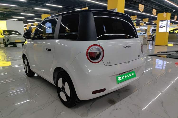 Used CHANGAN NEVO Lumin 2023 205km Xiangqin Version Rear Left 45 Deg