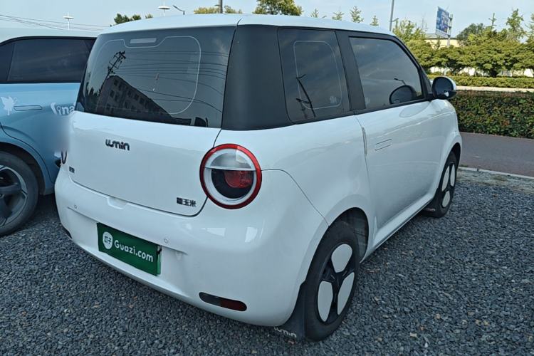 Used CHANGAN NEVO Lumin 2023 205km Xiangqin Version Rear Right 45 Deg