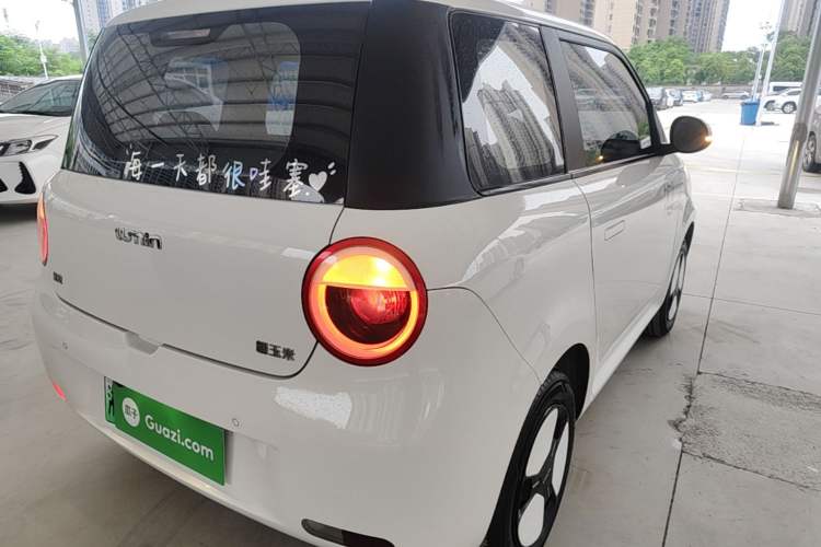 Used CHANGAN NEVO Lumin 2023 205km Xiangqin Version Rear Right 45 Deg