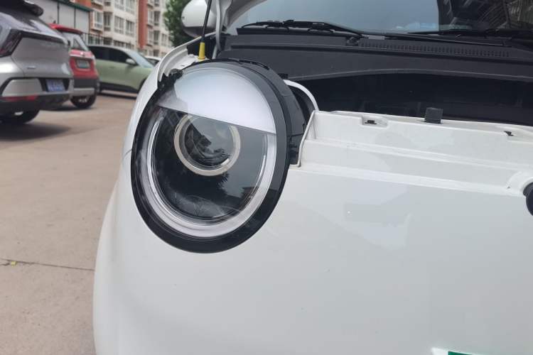 Used CHANGAN NEVO Lumin 2023 205km Xiangqin Version Right Front Headlight