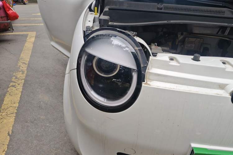 Used CHANGAN NEVO Lumin 2023 205km Xiangqin Version Right Front Headlight