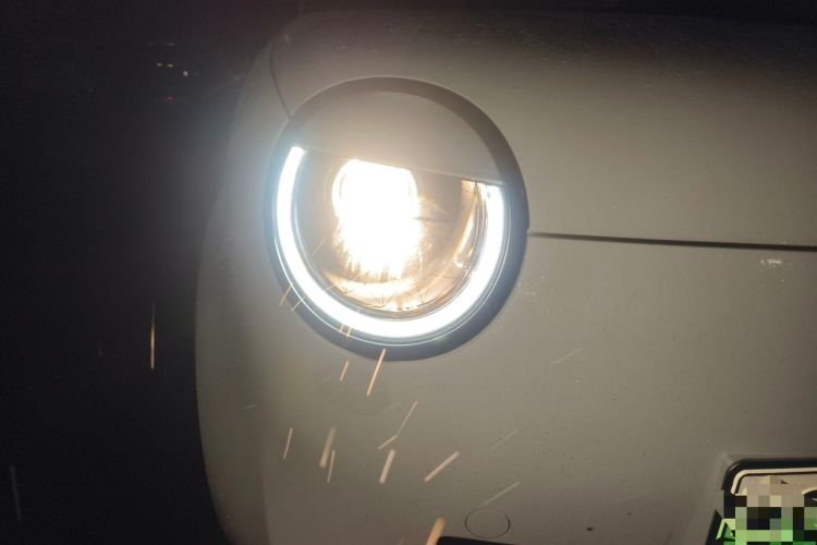 Used CHANGAN NEVO Lumin 2023 205km Xiangqin Version Right Front Headlight