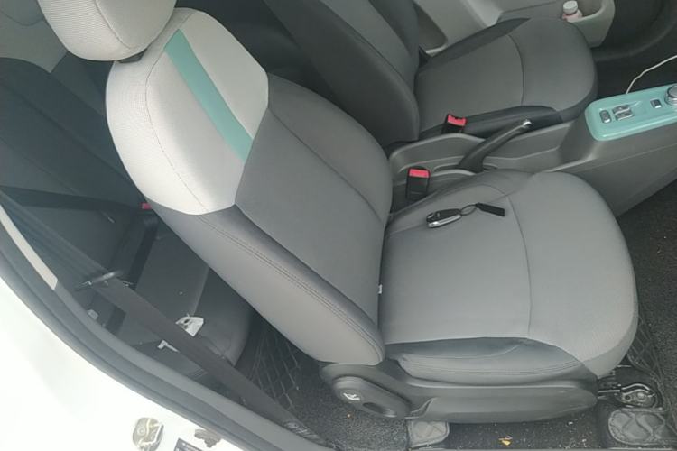 Used CHANGAN NEVO Lumin 2023 301km Honey Dew Edition Right Front Seat