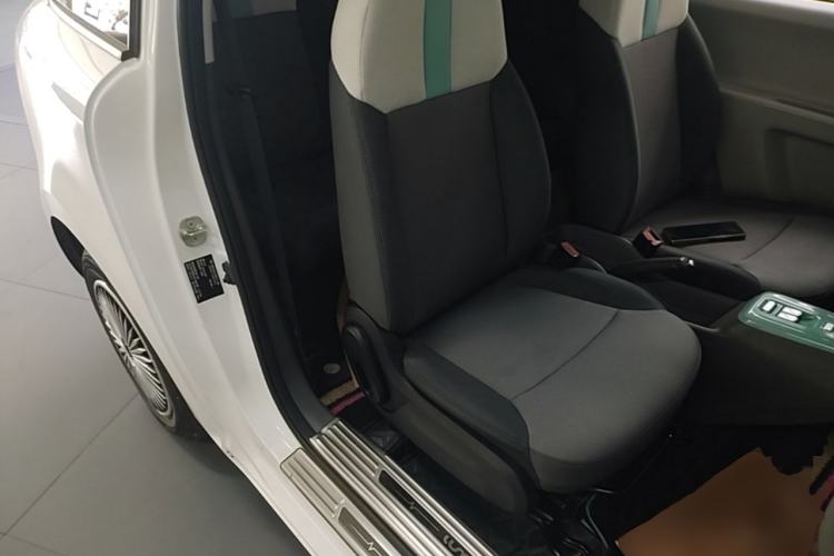 Used CHANGAN NEVO Lumin 2023 301km Honey Dew Edition Right Front Seat