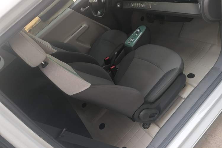 Used CHANGAN NEVO Lumin 2023 205km Xiangqin Version Right Front Seat