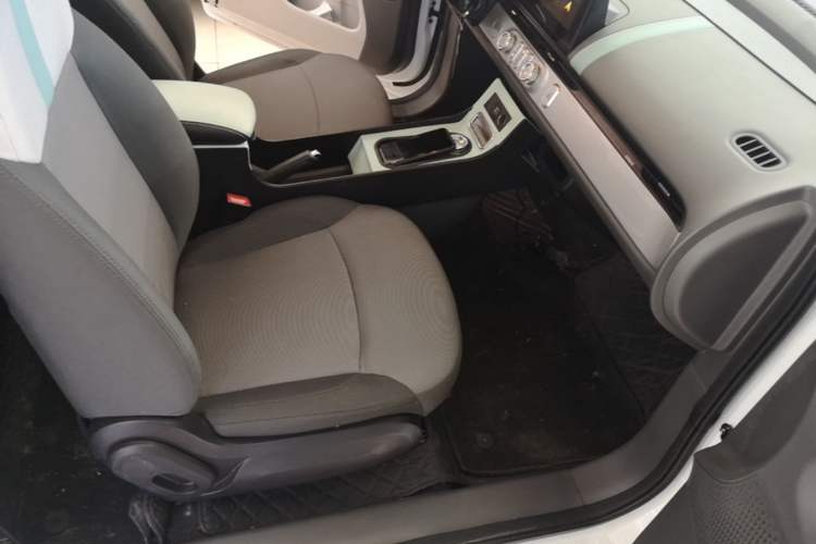 Used CHANGAN NEVO Lumin 2023 205km Xiangqin Version Right Front Seat