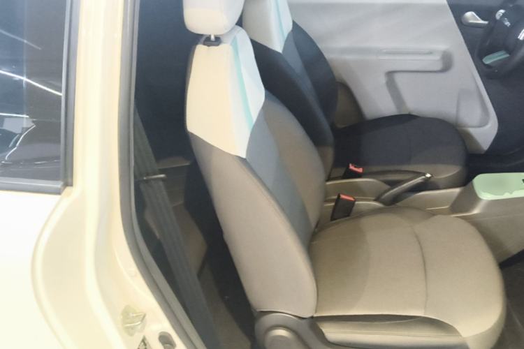 Used CHANGAN NEVO Lumin 2023 301km Honey Dew Edition Right Front Seat