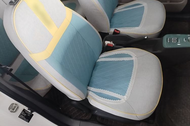 Used CHANGAN NEVO Lumin 2023 301km Honey Dew Edition Right Front Seat